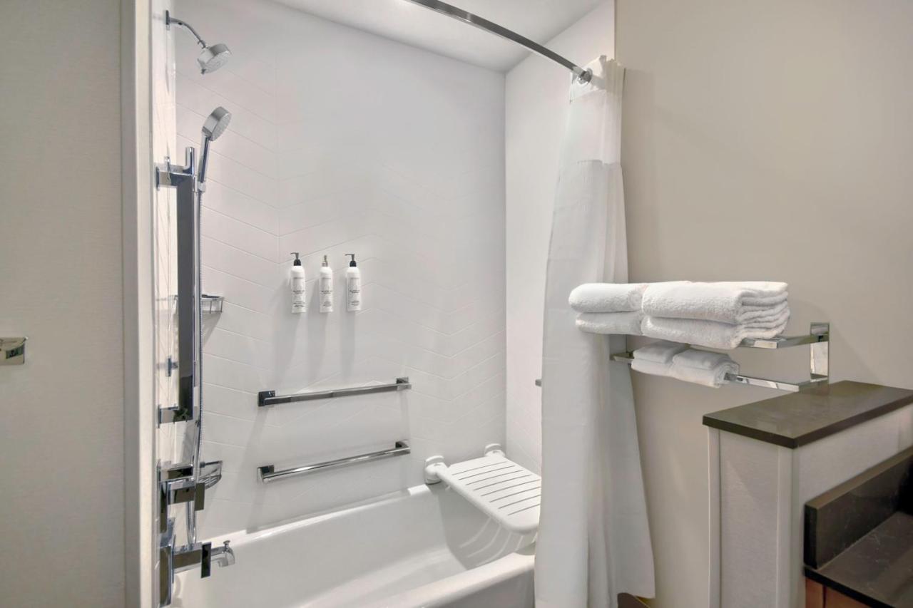 Fairfield By Marriott Inn & Suites Cincinnati North ווסט צ'סטר מראה חיצוני תמונה